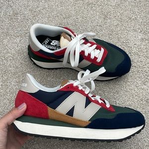New Balance 237